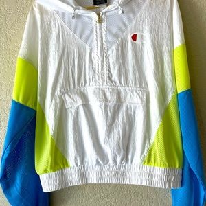 Champion Cropped Wind Breaker size L fits like M/L